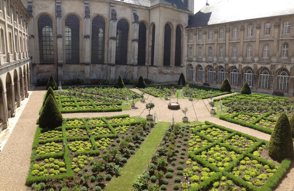 Hotel De L'Abbaye Des Premontres Pont-à-Mousson Exteriör bild