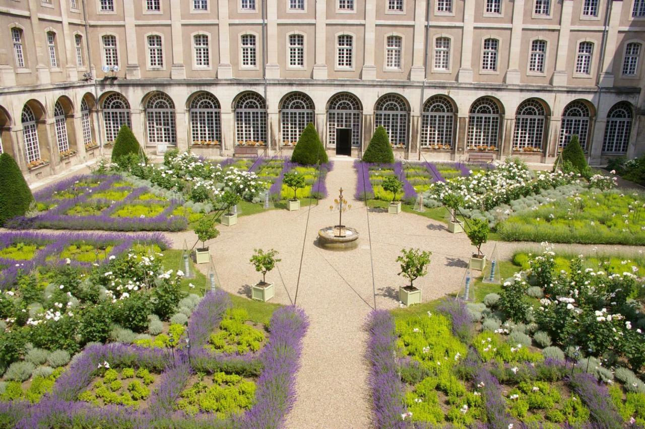 Hotel De L'Abbaye Des Premontres Pont-à-Mousson Exteriör bild